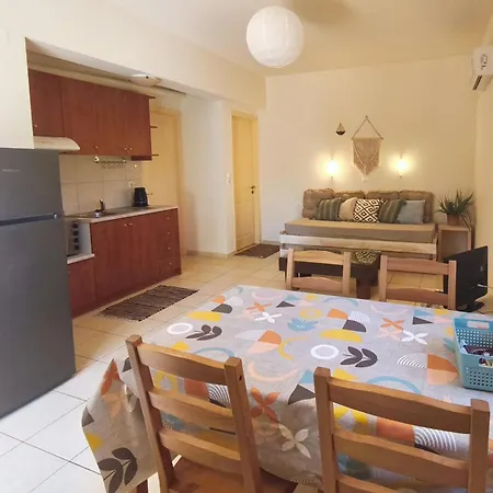 Casa Evriali شقة